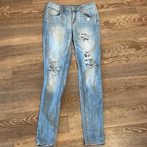 bullhead low rise ripped skinny jeans size 5 (27)